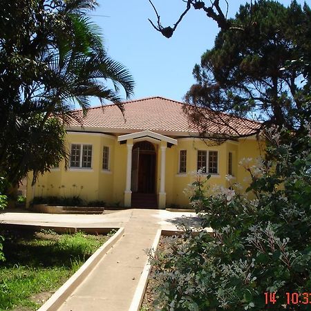 The Crescent Guesthouses - Bnb/Self Catering Durban Luaran gambar