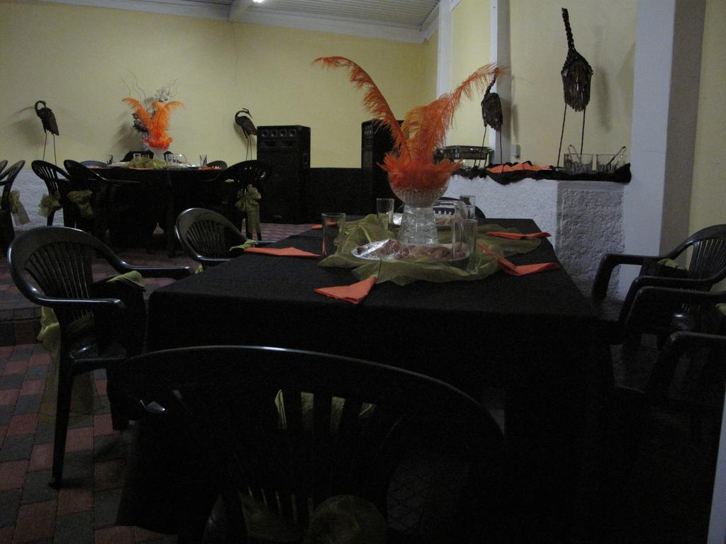 The Crescent Guesthouses - Bnb/Self Catering Durban Luaran gambar