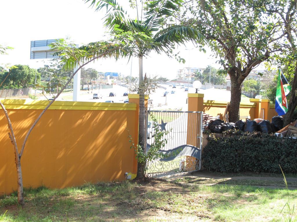 The Crescent Guesthouses - Bnb/Self Catering Durban Luaran gambar