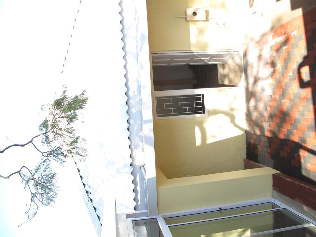 The Crescent Guesthouses - Bnb/Self Catering Durban Luaran gambar
