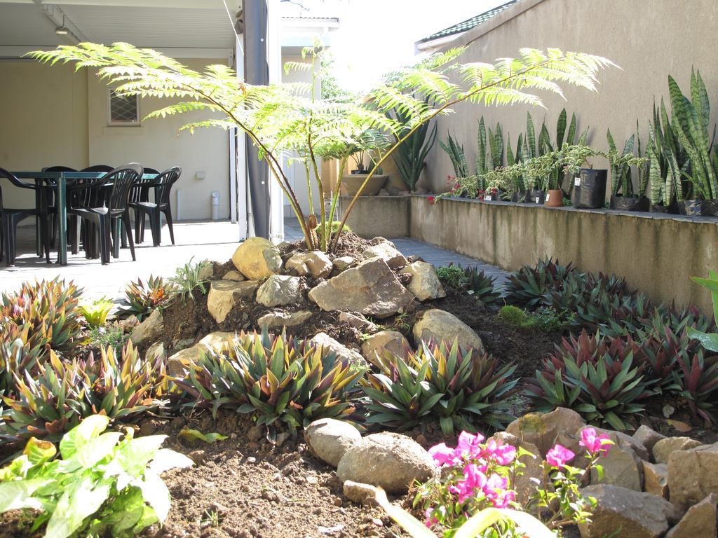 The Crescent Guesthouses - Bnb/Self Catering Durban Luaran gambar