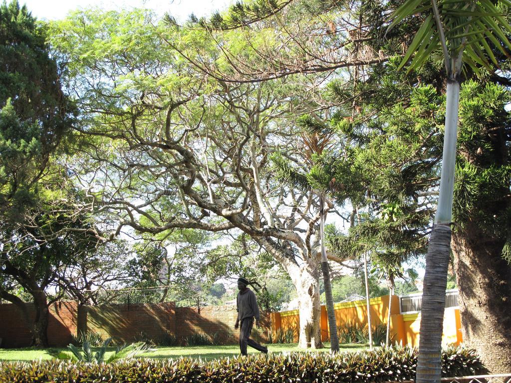 The Crescent Guesthouses - Bnb/Self Catering Durban Luaran gambar