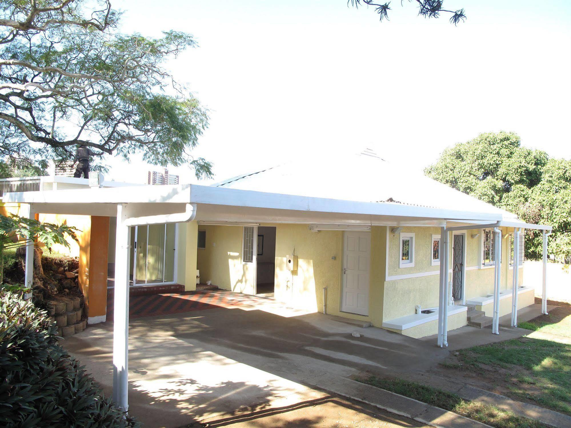 The Crescent Guesthouses - Bnb/Self Catering Durban Luaran gambar